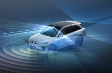 Li Auto L6 - SUV de familie pentru deplasări zilnice și călătorii lungi